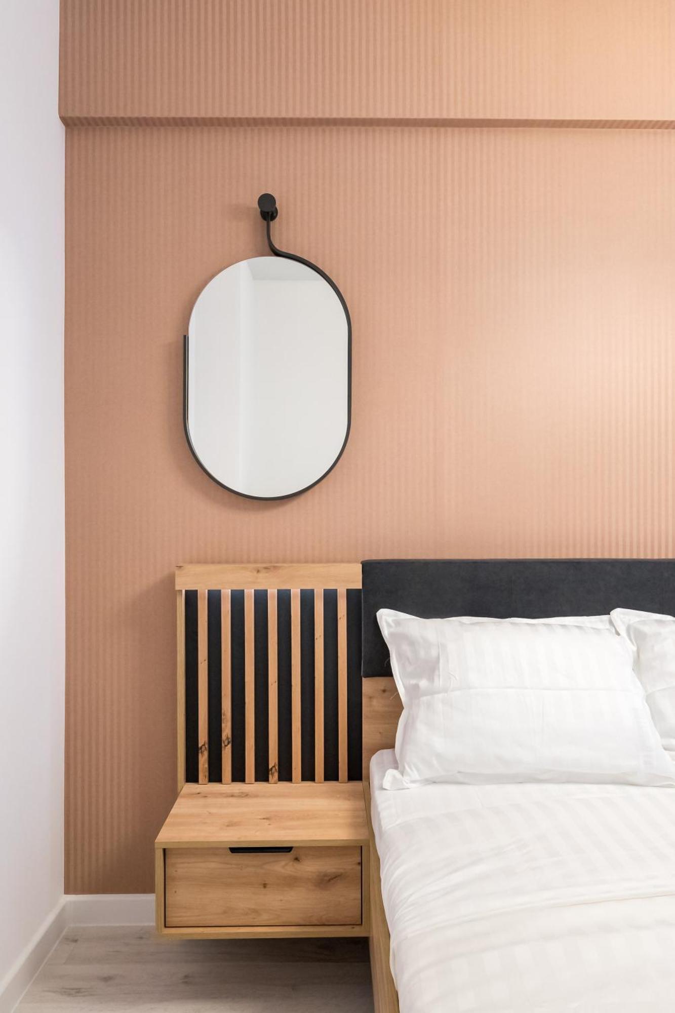 712 Apartament *